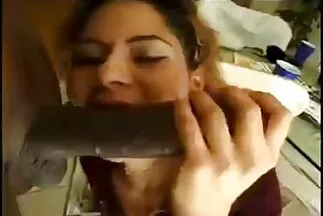 Cô gái tóc nâu đã trải qua một tiếng vang trong buổi casting và đóng khung mông của cô phim sechan quoc ấy cho hậu môn.