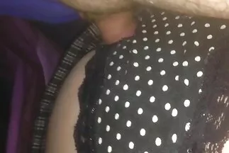 Cô gái trẻ người Nga thỏa mãn tình dục tuyệt phim sec hoc sinh sinh vien vời của bạn mình.