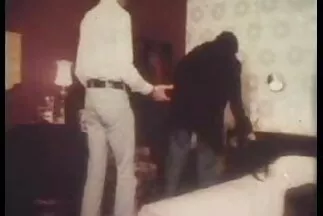 Cô gái trẻ với cái lỗ khít khao bị đàn phim sec phu de ông xuyên thủng gấp đôi.