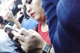 Trong văn phòng y tế, những kẻ đồi bại đã sắp xếp một nhóm quan hệ tình dục với phim sec me vo con re một bệnh nhân trẻ tuổi.