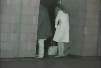 Hai bà mẹ ngực khủng đã có một nhóm quan hệ tình dục tự chế với một người hàng xóm phim sec yen vy tự mãn.