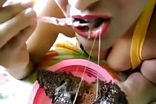 Hai em đồng tính nữ trẻ sau khi mát xa sec da den đã có một cuộc làm tình tuyệt đẹp.