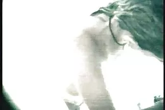 Anh chàng đưa cô gái tóc vàng vào rừng và đụ cô ấy một cách ngon lành. sec da trang