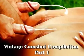 Mẹ ngay trong bếp quyết định pim sec bu lon làm hài lòng âm hộ bằng thủ dâm.