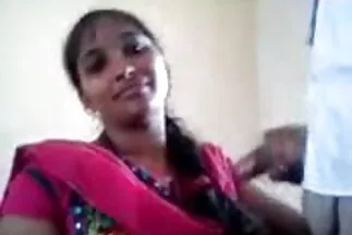 Cô gái tóc vàng với bộ ngực khủng đang lừa dối chồng mình với con cu to của sec nguoi gia người tình.