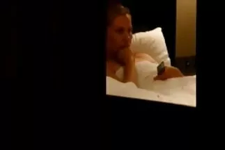 Hai em vú bự đã sẵn phim seech sàng xuất tinh trong lúc làm tình tập thể.