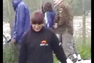 Cô phim sec co giao thao gái trẻ người Nga đồng ý về nhà anh chàng và đóng phim khiêu dâm tự chế.