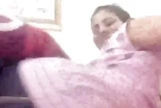 Mẹ thay thế một âm hộ ẩm ướt để cai sữa cho con trai phim sec phi cong tre mình.