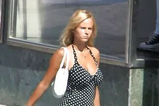 Mẹ đang ngủ sau khi hút không ngại nhảy lên con cặc phim sec dit nhau cứng ngắc của người tình.