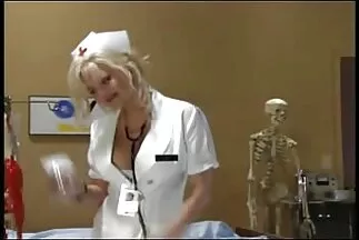 Gà trắng doggystyle trước gà đen. phim sec k che