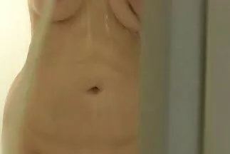 Hai người đàn ông với những con cu to nhét hai buồi vào con đĩ phim sec tu suong cùng một lúc trong hậu môn.