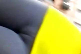 Hai người đẹp trong tư thế ung dung thay lỗ lồn cho nhóm làm tình tại nhà. phin séc