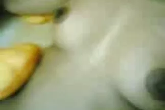 Một cặp đồng tính nữ phim sec loan lusn trong văn phòng làm tình với đồ chơi dễ thương.