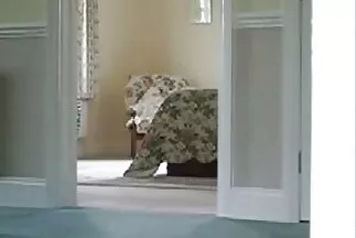 Cô gái tóc vàng Nga lừa dối bạn trai với bạn thân nhất của sec người mẫu mình.