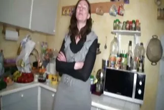 Cô gái tóc vàng đồng ý nhóm ZHMZH quan hệ tình dục với người da phim sec chi em đen.