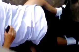 Một cô phin sec hd gái trẻ phát cuồng vì được xoa bóp mông, rồi sau đó là một dương vật cường tráng.