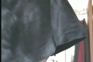 Người da đen vui vẻ với một người phimsecchâuâu đẹp trẻ đã kết hôn.