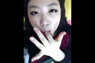 Buddy tự sec han cuoc làm video riêng tư với Sydney Cole.