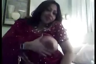 Jock hói lắc cái mulatto và kết thúc phim sec mien phi trên khuôn mặt của cô ấy.