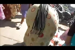 Thanh niên châu Á với đôi môi đầy đặn và cái lỗ ướt át chị bạn của cô ấy. sec co dien