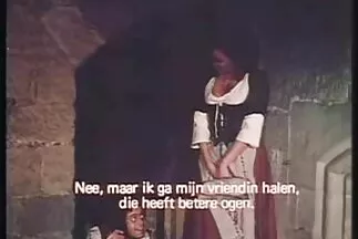 Đưa em bé đến một thành phố khác để cởi trần và quan hệ tình dục mạnh mẽ trong xe hơi. sec nguoi beo phi