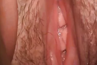 Đồng tính phim sec han quac nữ trưởng thành liếm âm hộ của một cô gái tóc vàng trẻ tuổi.